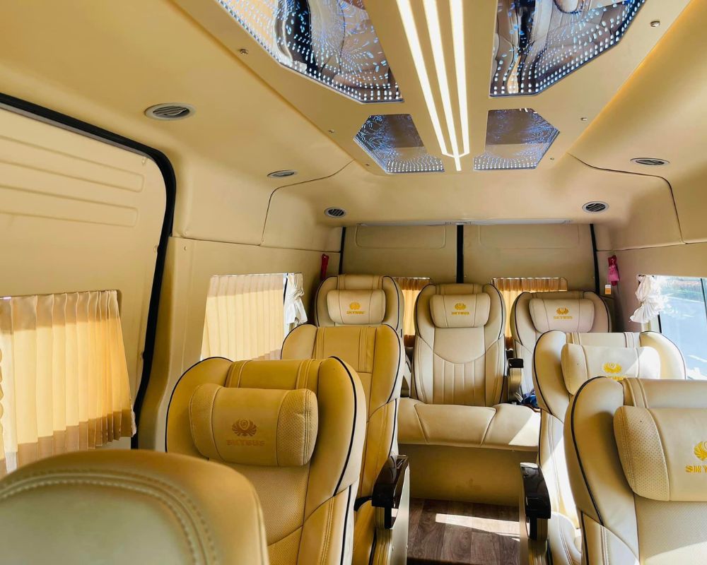 9 seat private car Muine To Ho Chi Minh Airport