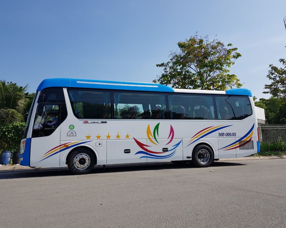 Bus Hue Tour 1 Day From Danang