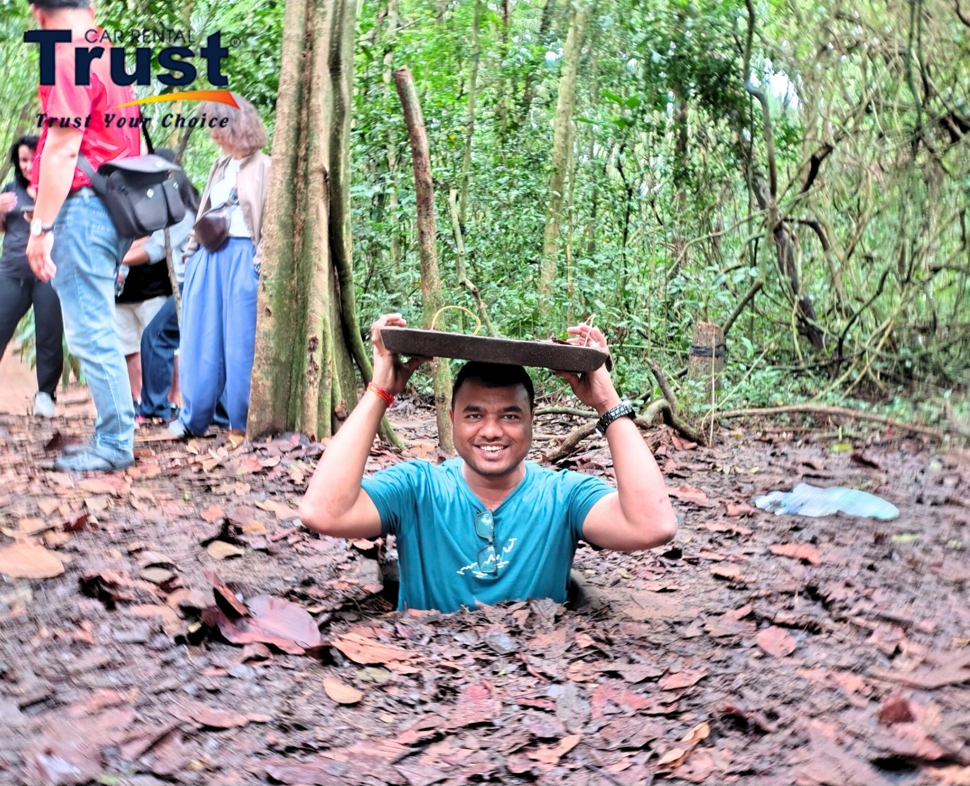 diagram-of-cu-chi-tunnels-structure-with-hidden-entrances-and-underground-living-spaces