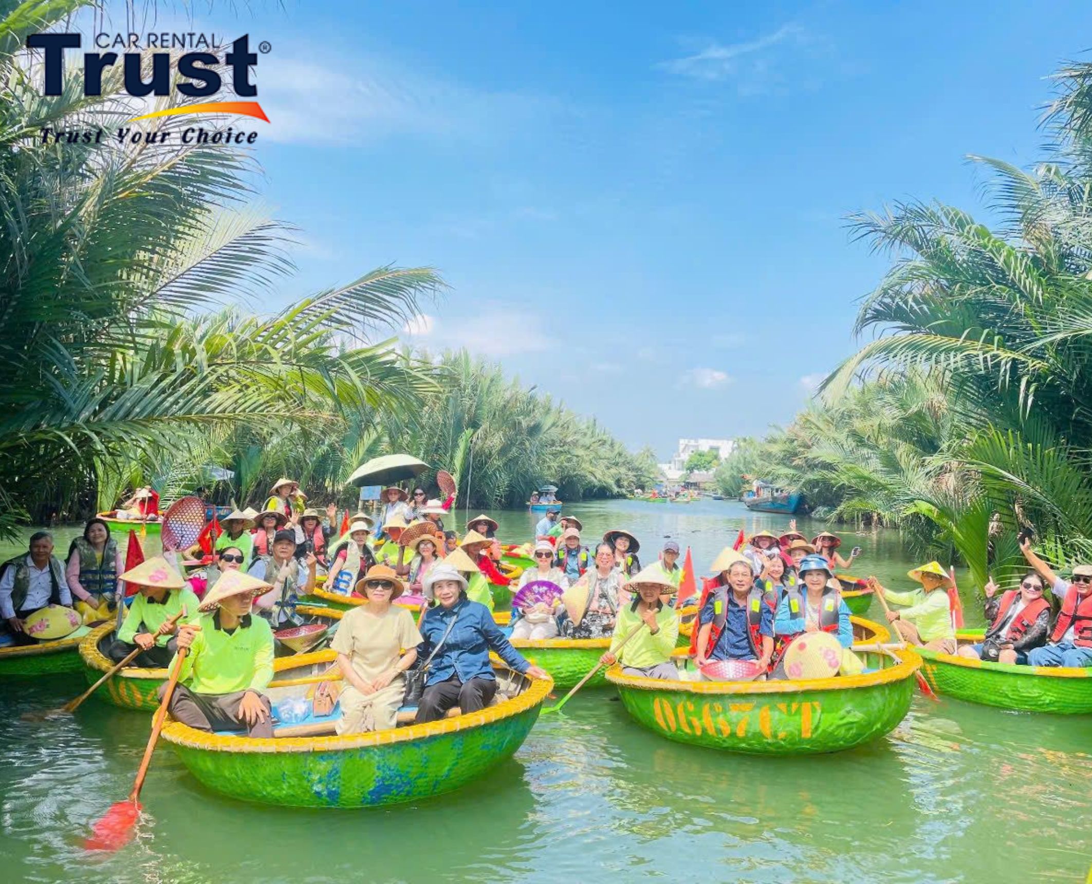 fun-group-photo-while-riding-basket-boats-in-cam-thanh-coconut-forest