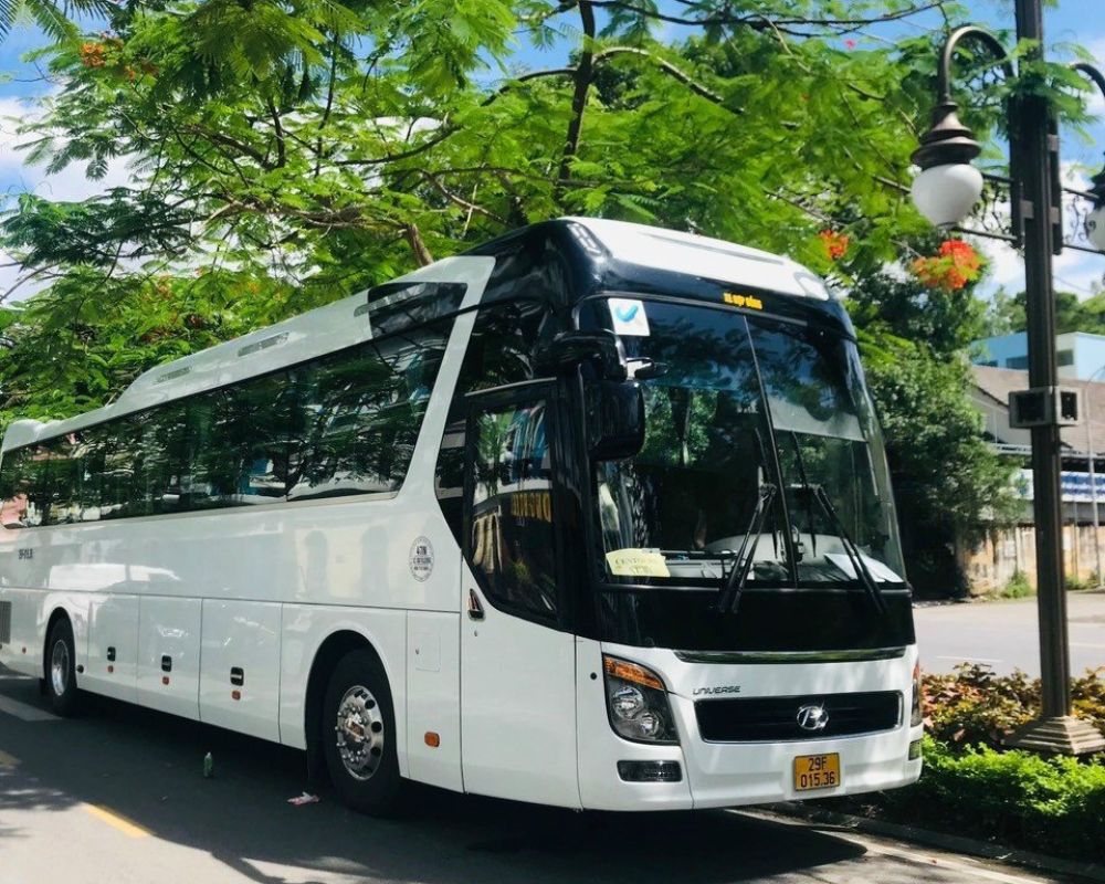 Huyndai Univer Bus type 50 seater