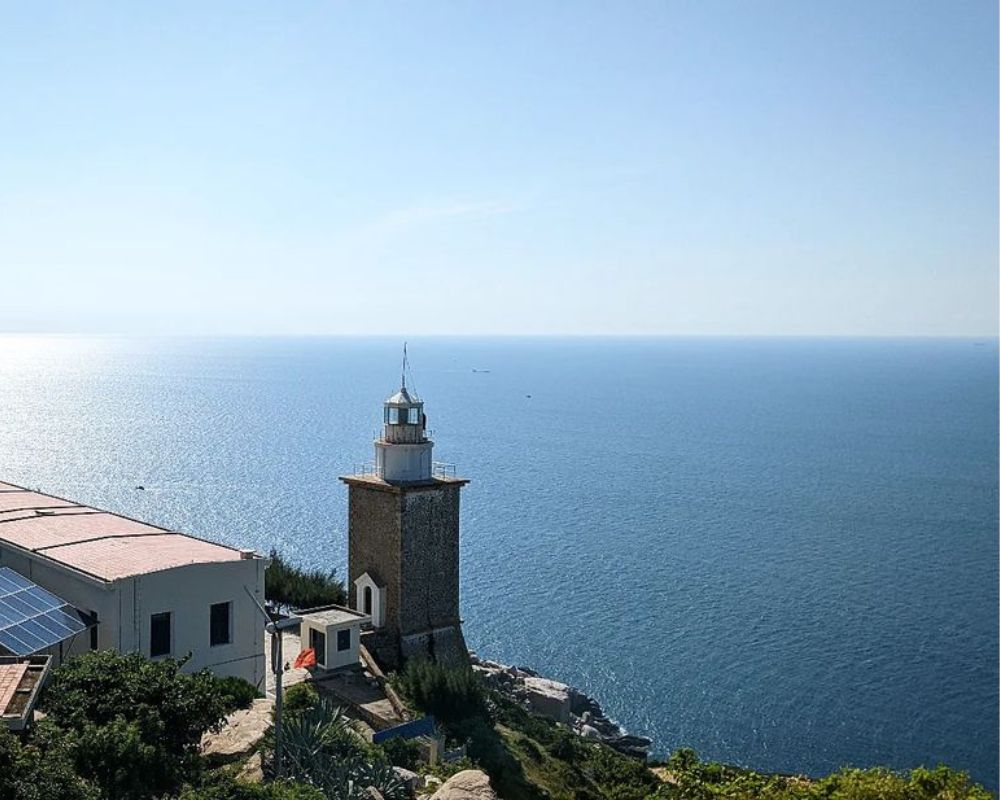 Lighthouse at Mui Dinh