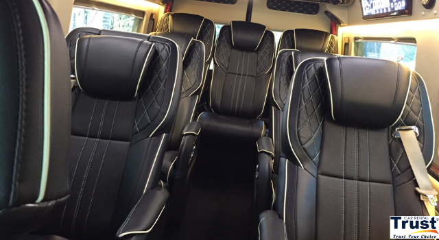 Luxury Limousine 9 Seat