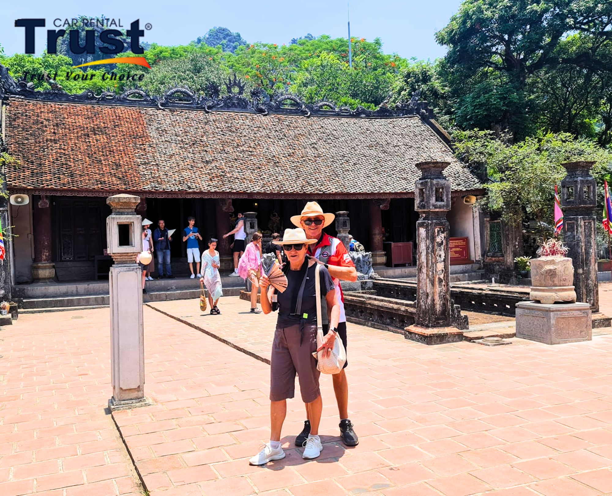 tourists-posing-outside-the-historic-king-dinh-temple-in-hoa-lu-ancient-capital
