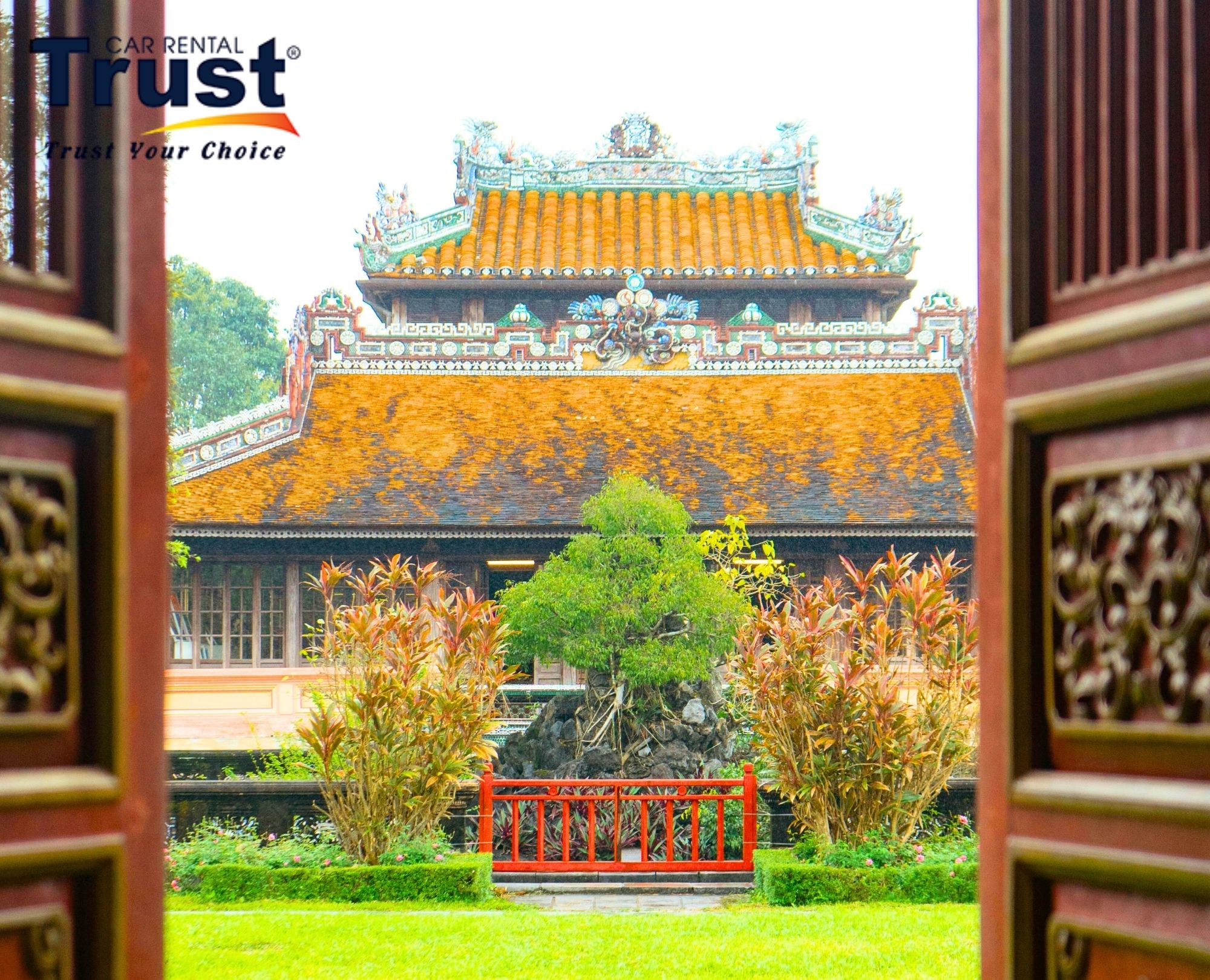 view-of-hue-imperial-city-architecture-for-travelers-booking-a-taxi-hue-to-ninh-binh-for-a-heritage-tour