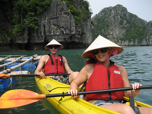 6Days Hanoi Tours | Halong | Sapa | Bac Ha Market sightseeing