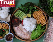 Top 10 Vietnamese Street Foods You Must Try When Coming Here!